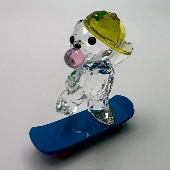 Swarovski Kris Bear “Skater Bear” Figurine – Retired 5619208 90"s Fun - Picture 7 of 10